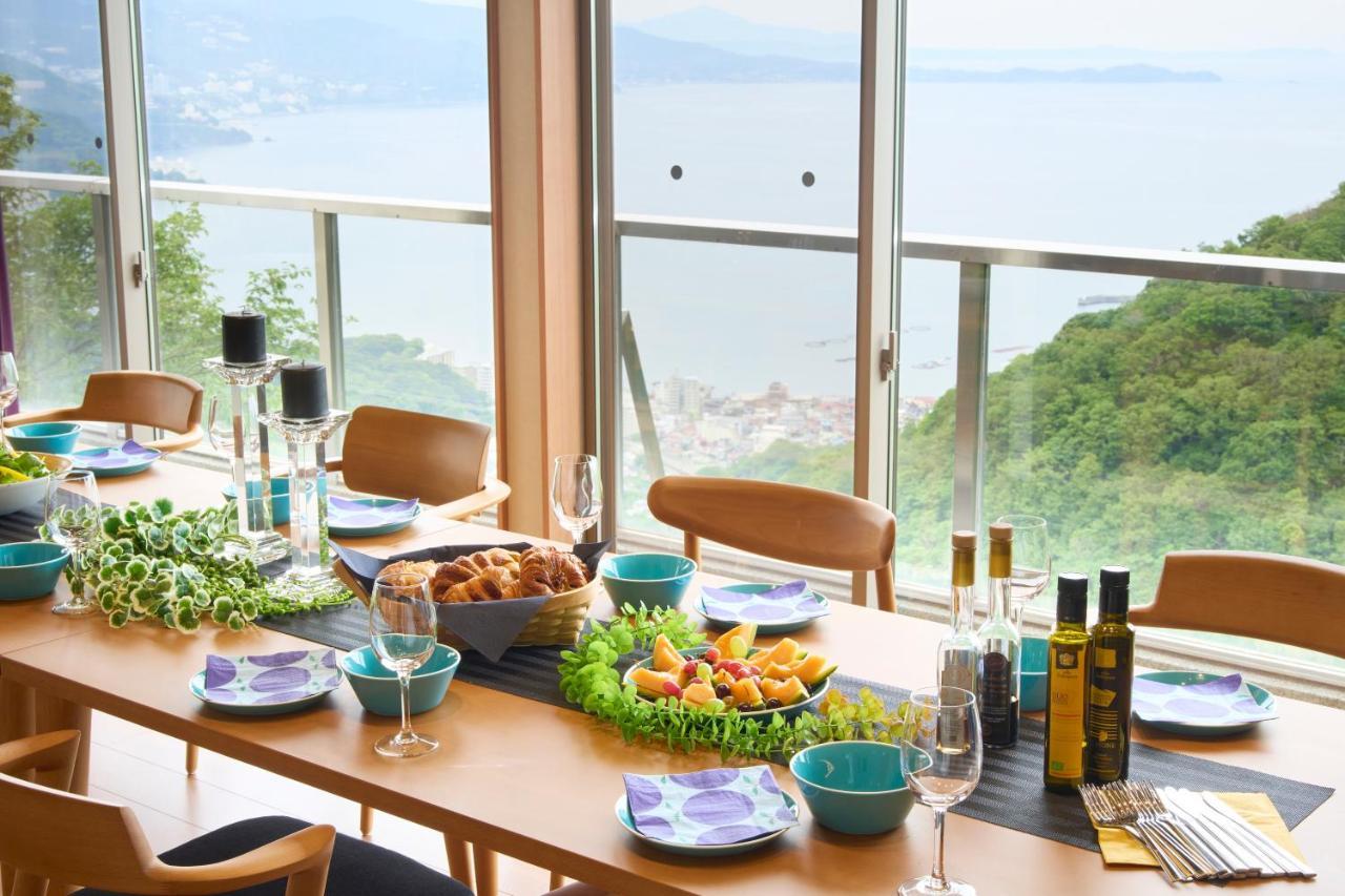 Suite Villa Ocean View Minami-Atami Атами Екстериор снимка
