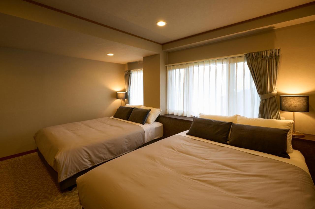 Suite Villa Ocean View Minami-Atami Атами Екстериор снимка