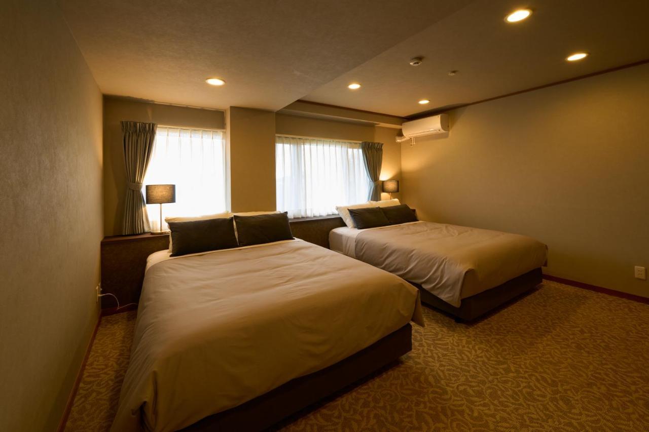 Suite Villa Ocean View Minami-Atami Атами Екстериор снимка